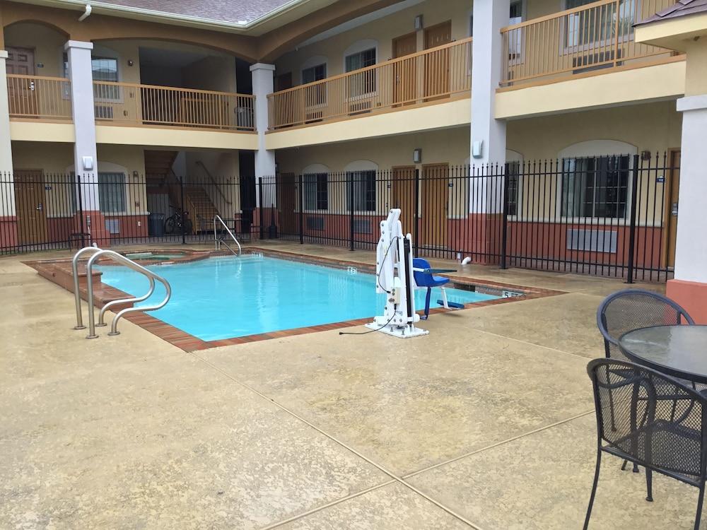 Days Inn By Wyndham Humble/Houston Intercontinental Airport Exterior foto